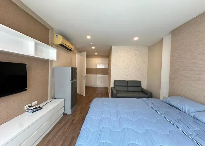 Apartment Clover Thonglor 2 Bed Easy Access To Bts Thonglor Pool Gym